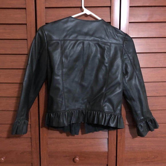 Zara - cropped jacket - Picture 2 of 2